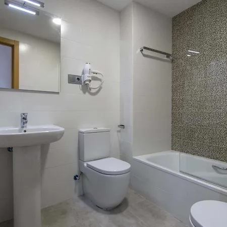 Apartamento Ideal En Manresa Exterior photo